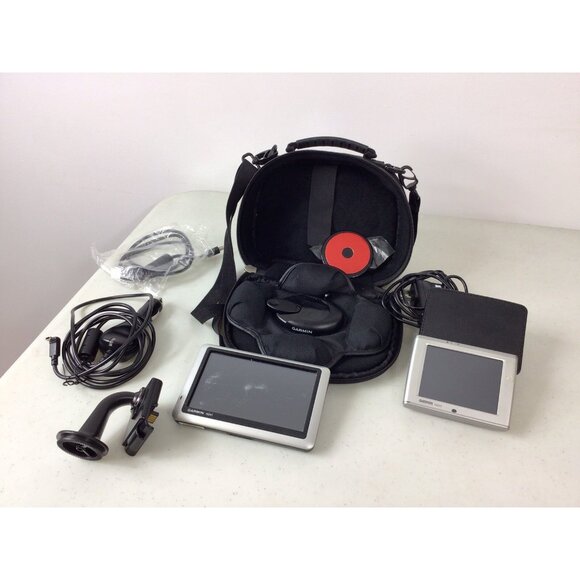 Garmin Nuvi Bundle GPS Navigation Bluetooth W/ Charger Mount USB - Picture 8 of 9